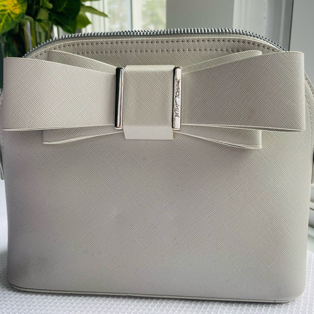 Betsey Johnson bow bag
